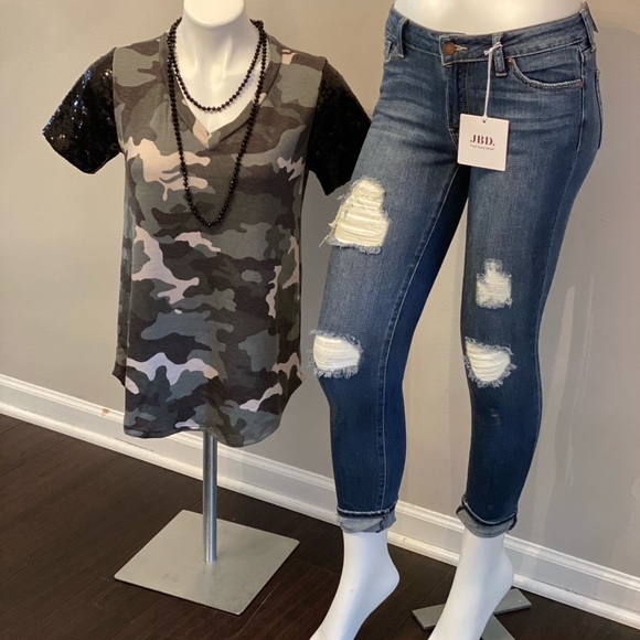 buckle jeans size 27 equivalent